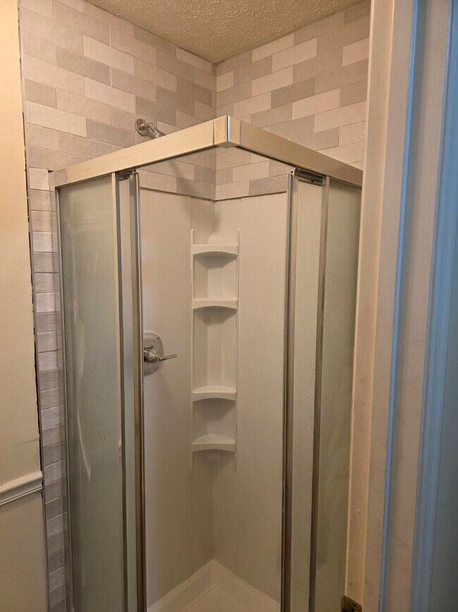 Building Photo - 217 S Hancock St