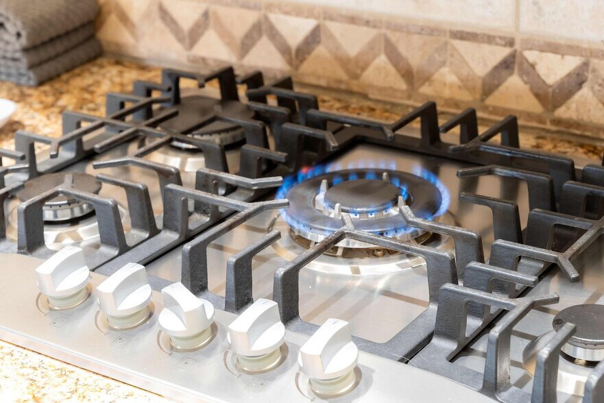 Building Photo - 3134 N 145th Ave