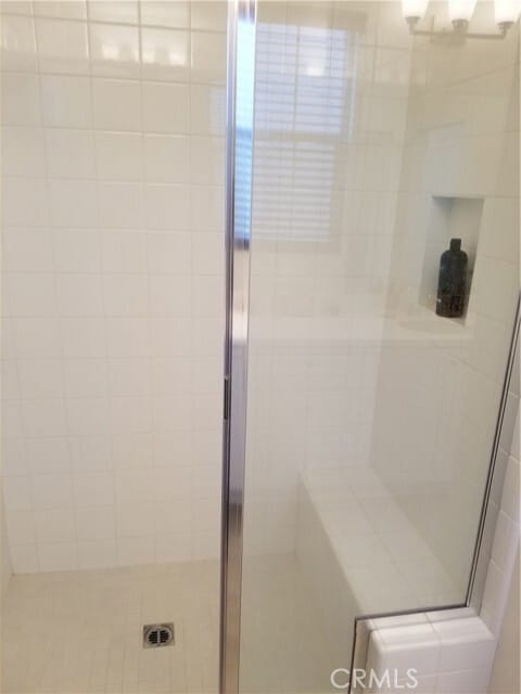 Building Photo - 371 N Bellarose Way