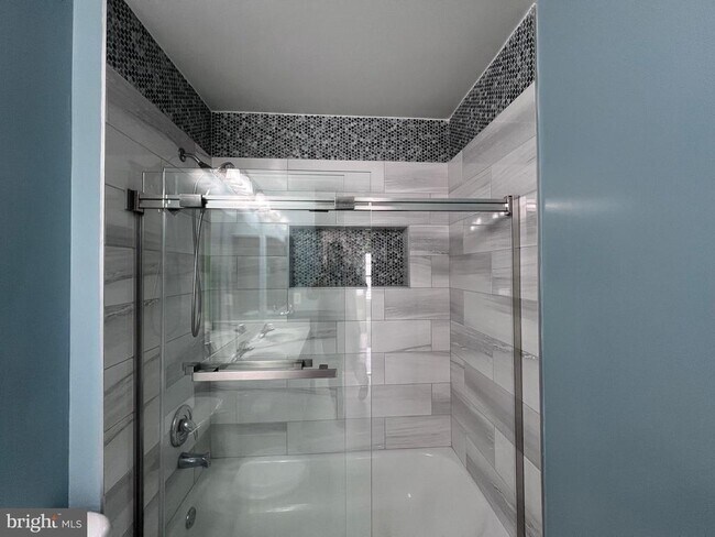 Building Photo - 3925 Beeker Mill Pl