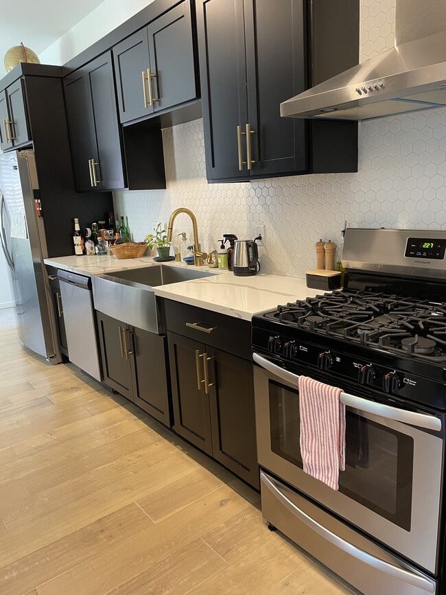 Building Photo - 12473 Gilmore Ave