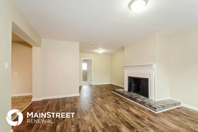 Building Photo - 1801 Atmore Dr