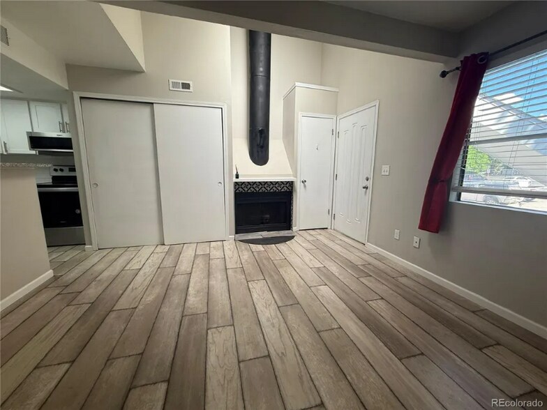 Building Photo - 12478 W Nevada Pl