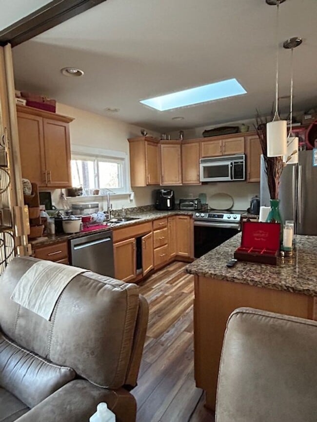 Building Photo - Rooms for Rent, Shared Living in a Beautiful Furnished Home