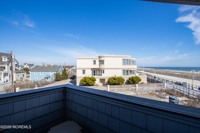 Building Photo - 900 Ocean Ave