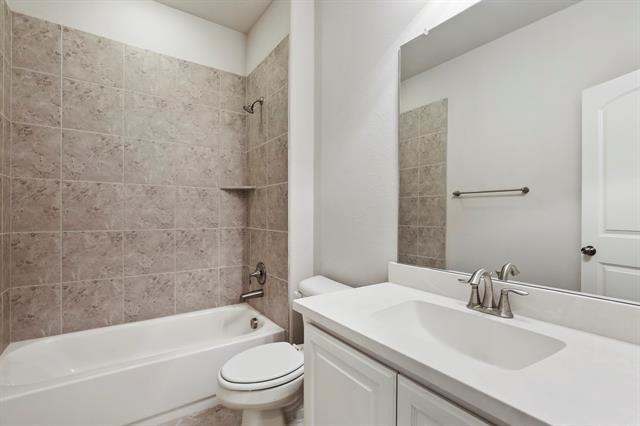 Building Photo - 4333 Falcon Ln