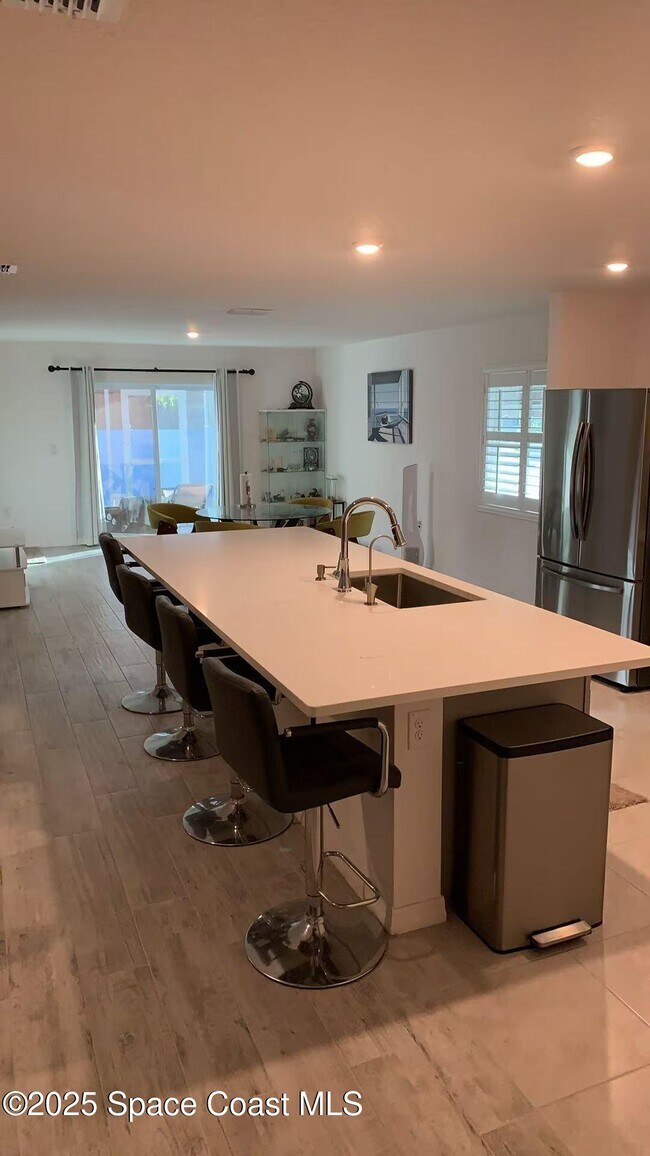 Building Photo - 1150 Nordic St NW