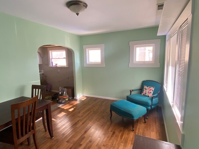 Building Photo - 3637 Marlborough Ave