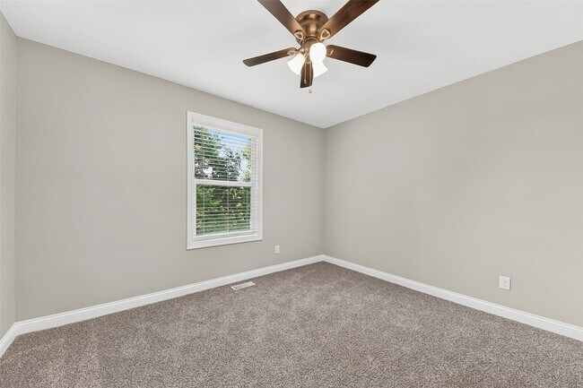 Building Photo - 5540 Autumn Trace Pkwy