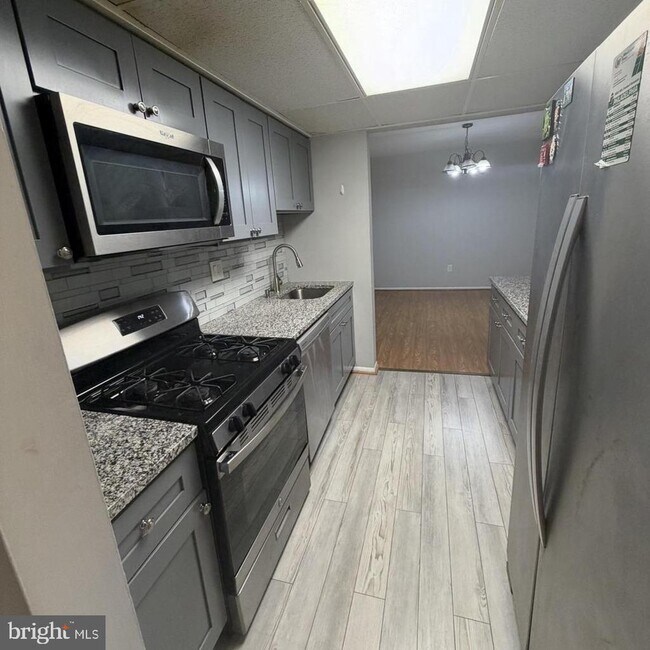 Building Photo - 2628 Welsh Rd