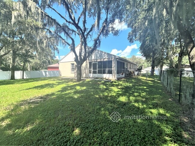 Building Photo - 6511 Shepherd Oaks Rd