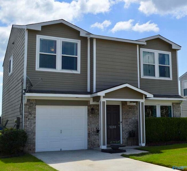 Building Photo - 3284 Castlecreek Dr