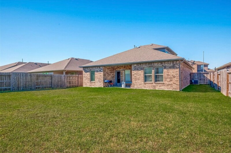 Building Photo - 15314 Stulan Burn Dr