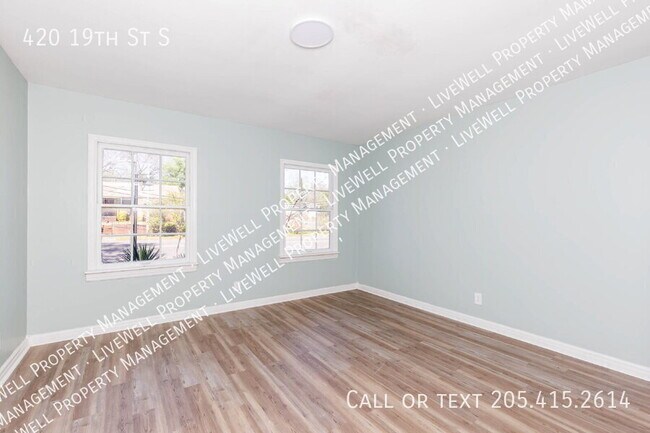 Building Photo - 420 19th St S
