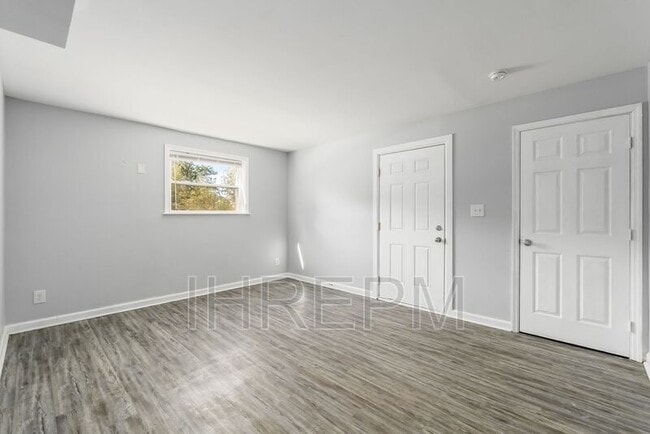 Building Photo - 280 Powell Cir