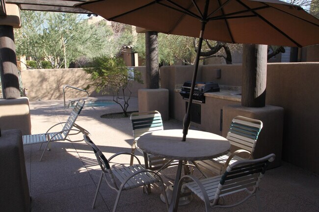 Building Photo - 28543 N 102nd Pl