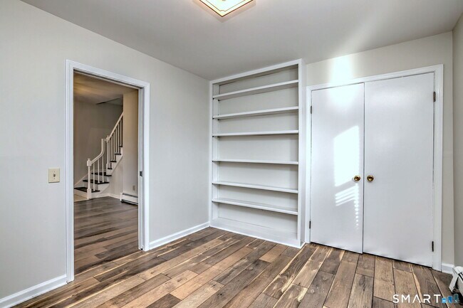 Building Photo - 5160 Madison Ave