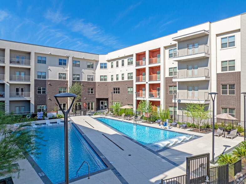 Primary Photo - Cantarra