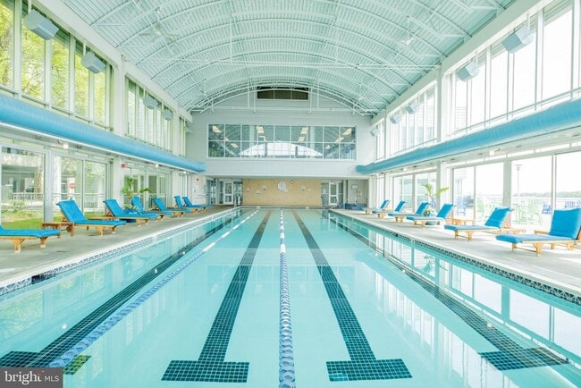 Building Photo - 901 N Penn St