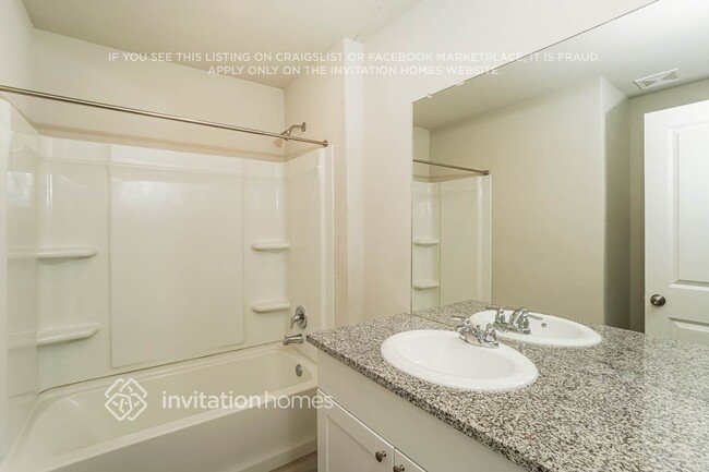 Building Photo - 7347 Plata Cir