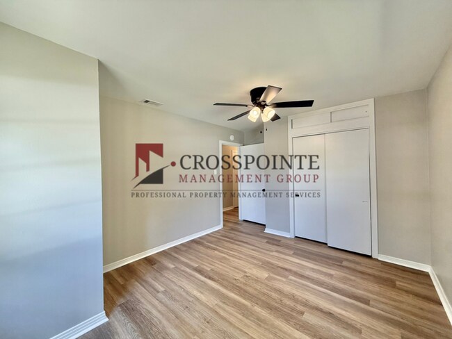 Building Photo - Charming 2 Bedroom, 1 Bathroom Home with a Bonus Room!