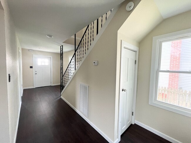 Building Photo - 309 Harney St