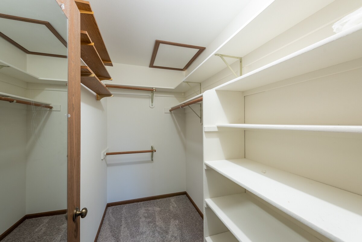 Building Photo - 6920 Mariner Dr