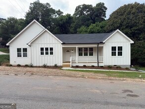 Building Photo - 294 Moreland Ave