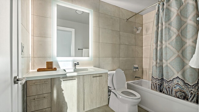 Building Photo - 1915 7th St NW