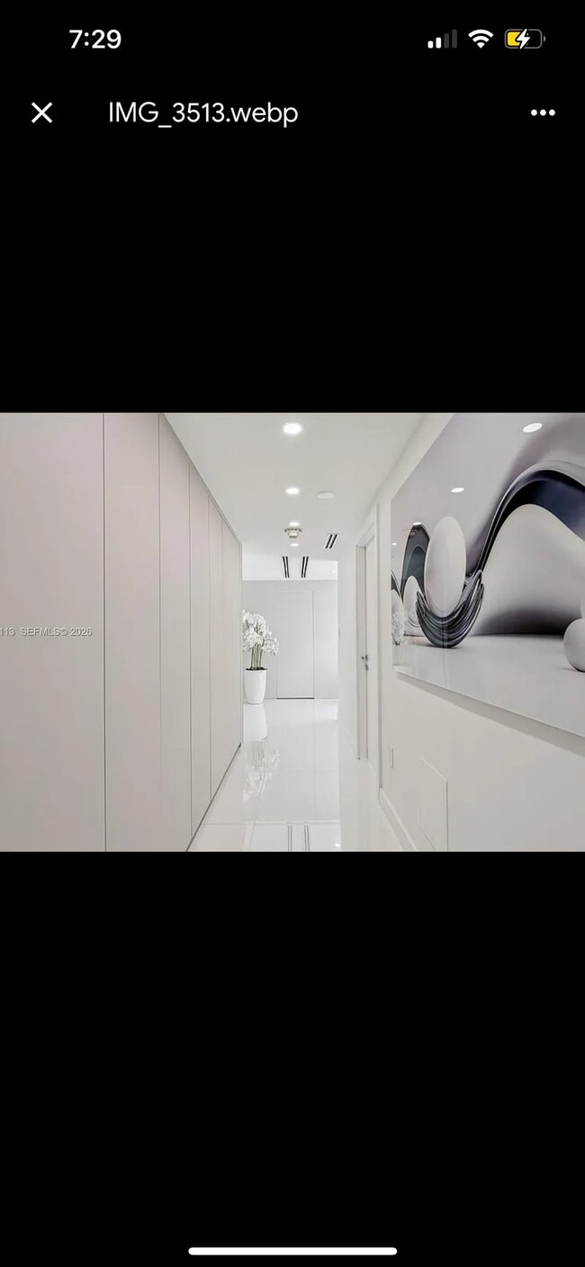 Building Photo - 5660 Collins Ave