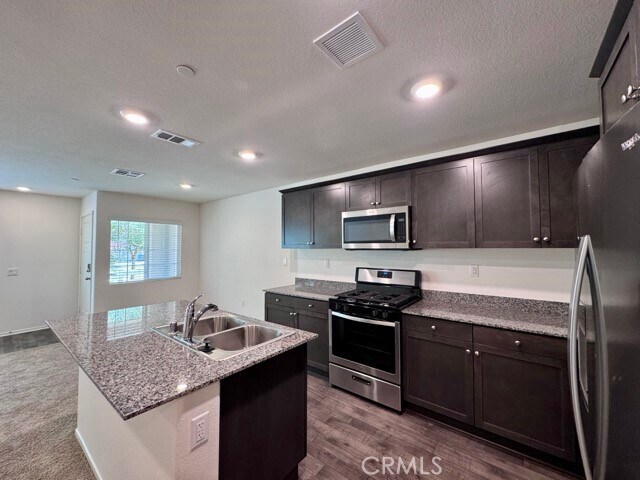 Building Photo - 28385 Oriole Way