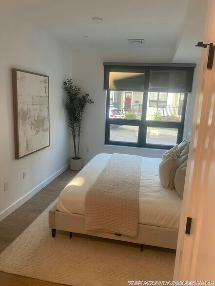 Building Photo - 199 Gardner St