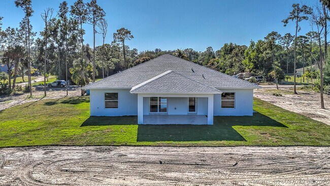 Building Photo - 13875 63rd Rd N