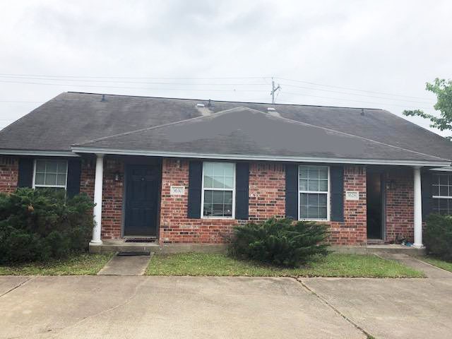 Building Photo - 3630 Hollyhock St
