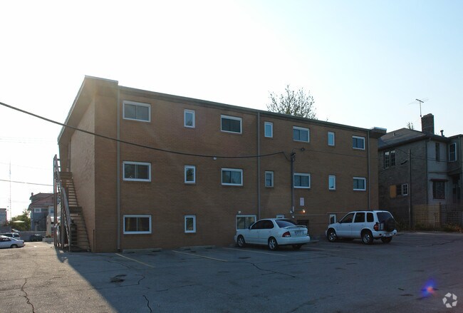 Building Photo - 404 Building