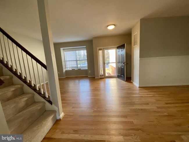 Building Photo - 15507 Gossoms Store Ct