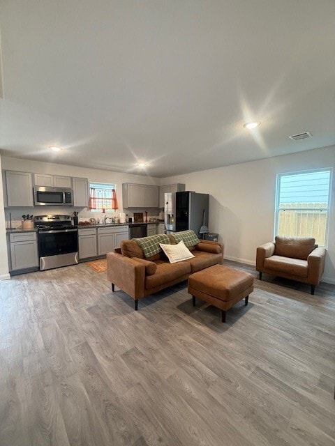 Building Photo - 16400 Jasmine Marie Pl