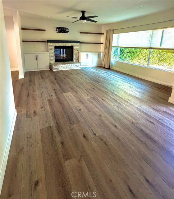 Building Photo - 22315 Kittridge St