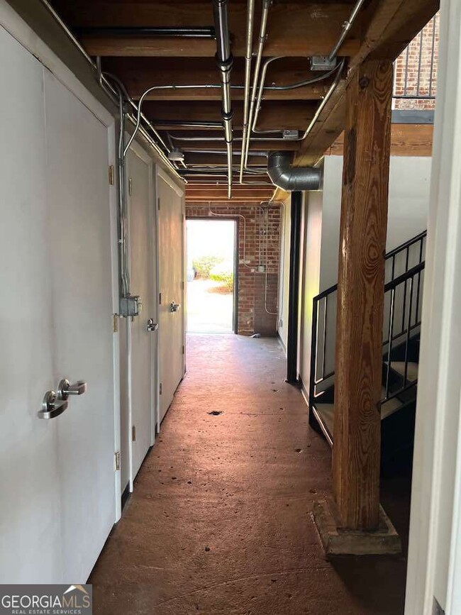 Building Photo - 301 Bradley St