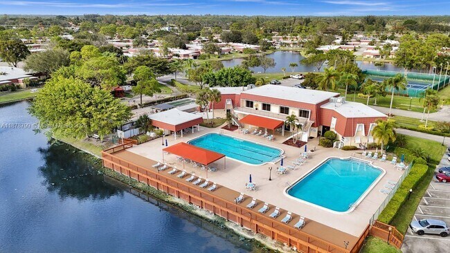 Building Photo - 604 Laconia Cir