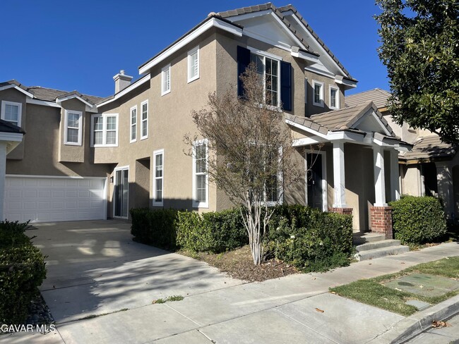 Primary Photo - 23339 Clearwater Ln