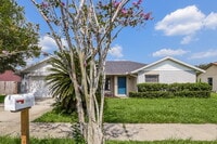 Building Photo - 1014 Dishman Loop