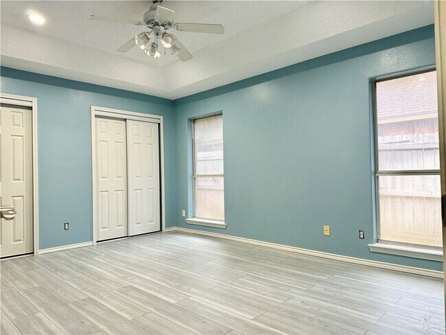 Building Photo - 5313 N 25th St