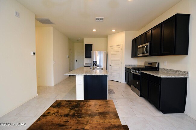 Building Photo - 10155 N Leopard Gecko Terrace