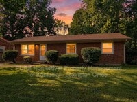 Building Photo - 1278 Winburn Dr