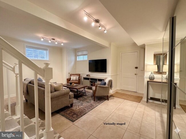 Building Photo - 5015 Fulton St NW