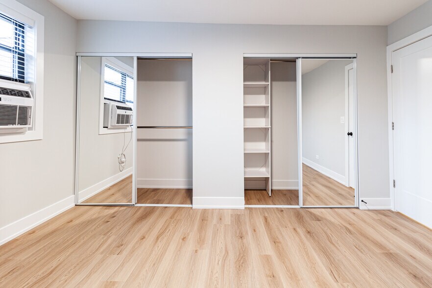 Building Photo - 520 W Aldine Ave