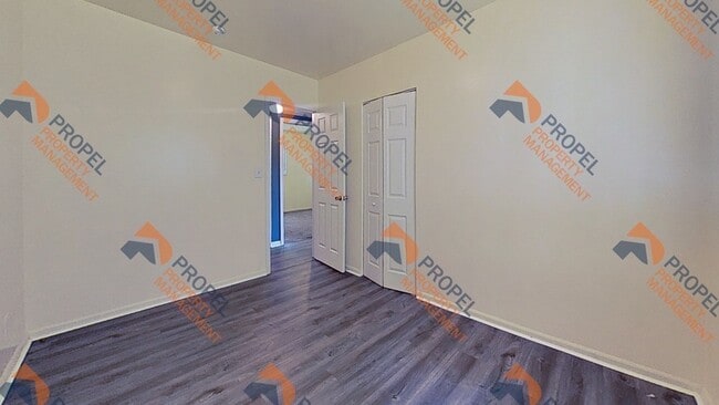 Building Photo - 2065 Alanson St