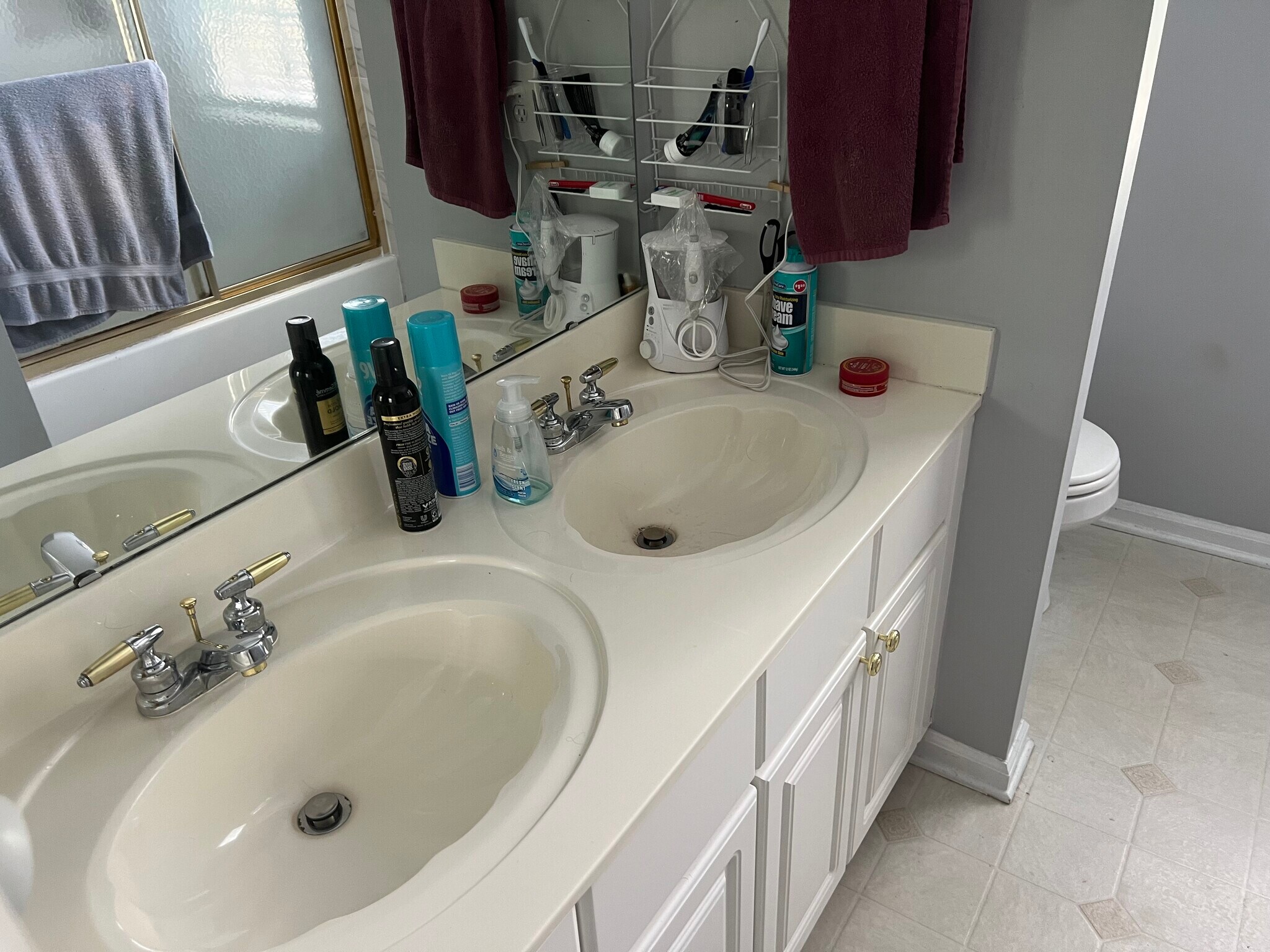 Shared Bath - 13500 Walkers Creek Dr