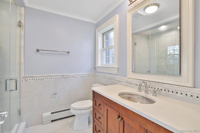 Building Photo - 34 Renfrew Rd